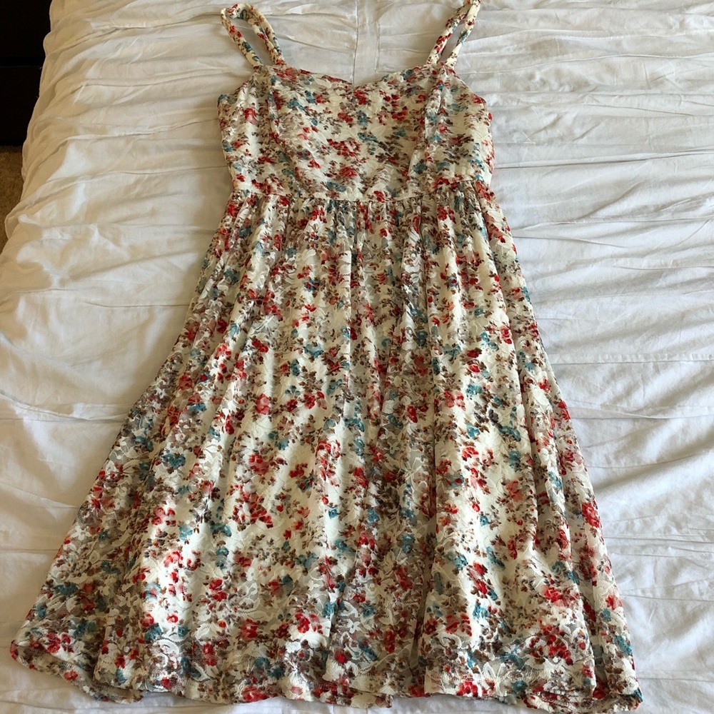 Torrid dress 00 (14) lace flowy sun dress